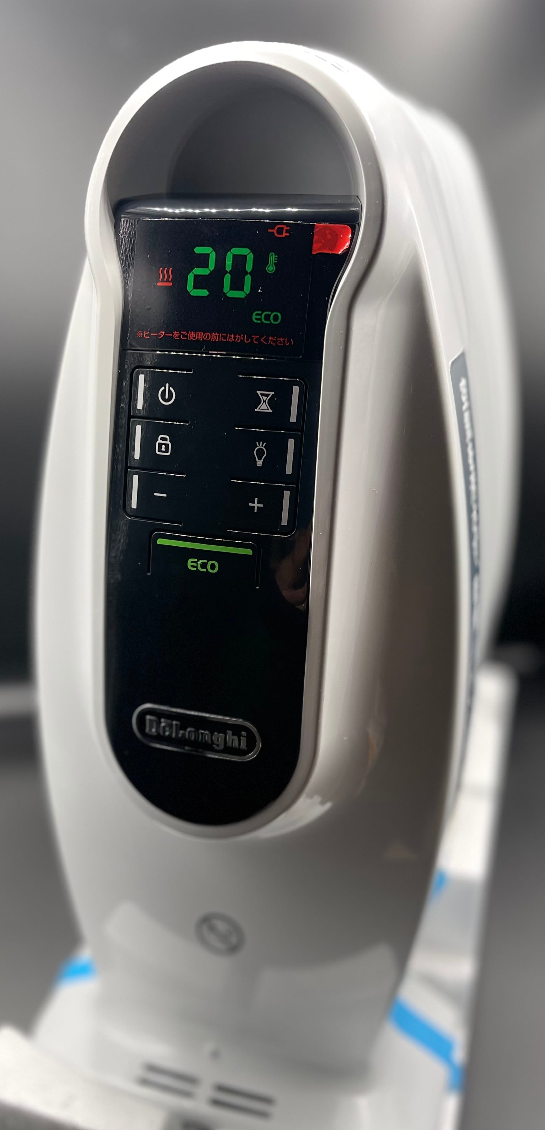 DeLonghi デロンギ ミニオイルヒーター NJM050 フィン5枚☆ Amazon