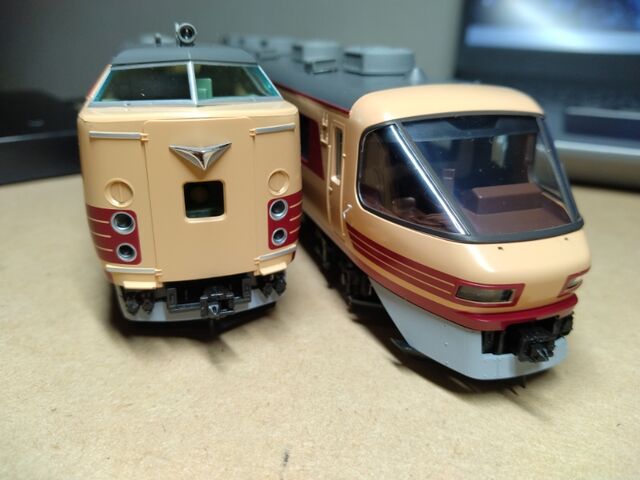 TOMIX 16番(HO)JR 485・489系特急電車新品,未使用品