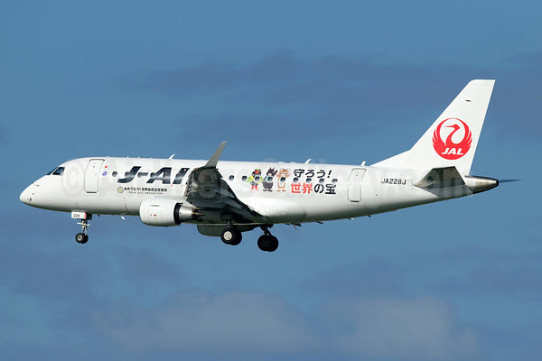 J-AIR E170 日本航空 エンブラエル EMBRAER 170 jc J-AIR E170 日本