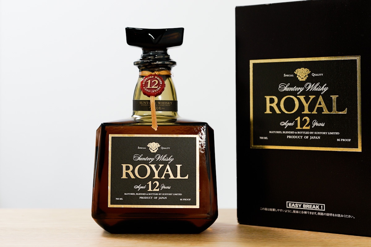サントリーウイスキー ローヤル12年 丸瓶 40度 660ml レトロボトル